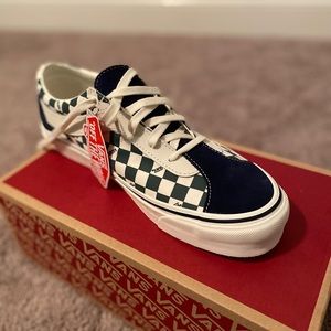 Vans Bold Ni (Checker board) size 11